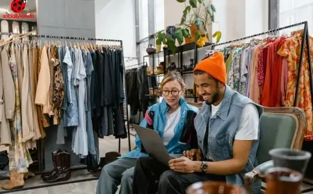 Creative Boutique Shop Decoration Ideas to Attract More Customers