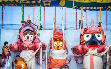 Deba Snana Purnima Wishes: Naveen Patnaik, Mamata Banerjee, Other Politicians Extend Greetings