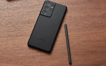 Samsung Says S Pen Coming to More Phones, No Bundled Chargers in Future