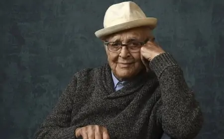 Norman Lear to receive comedy honour at Golden Globes ceremony
