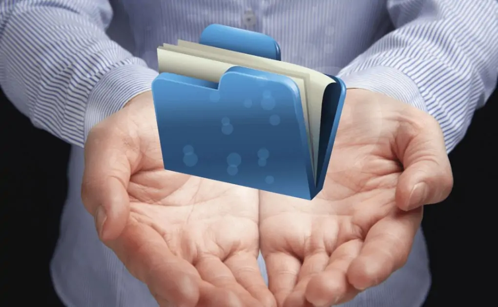 Creative Ways to Use Presentation Folders to Boost Your Business
