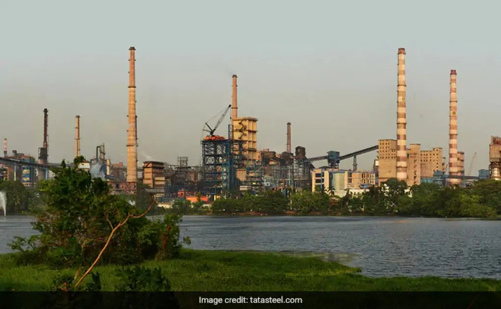 Output Grows 2% To 7.68 MT In December Quarter; Sales Fall 3% To 6.88 MT