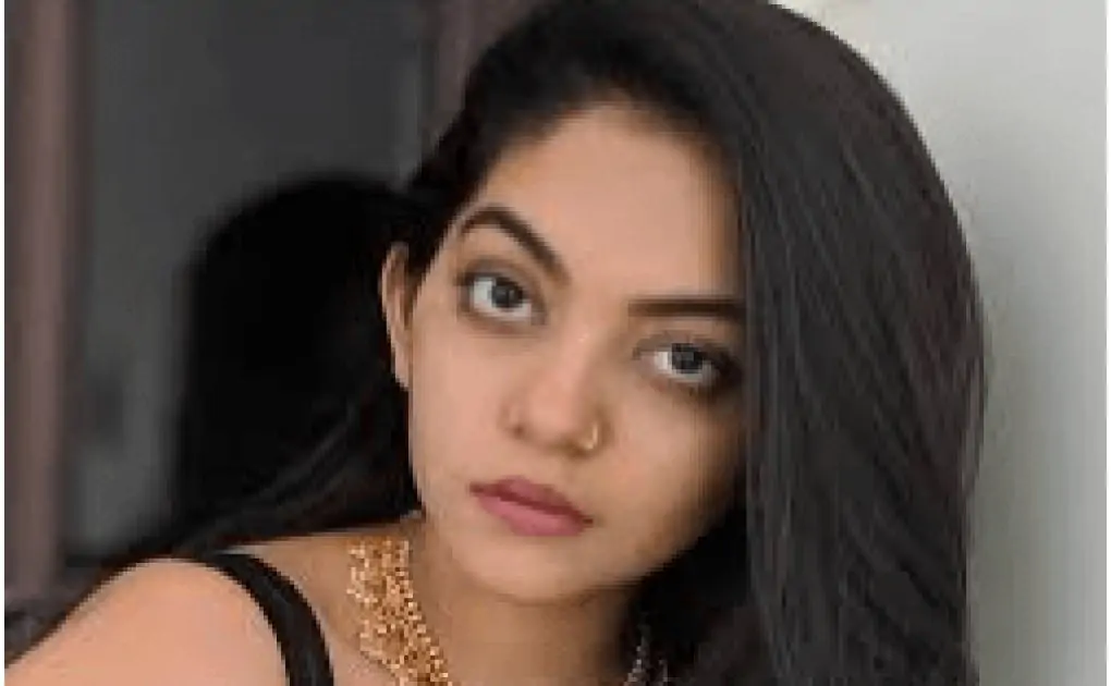 She was not removed from Prithviraj's Bhramam due to political opinions, clarify the filmmakers » Socially Keeda