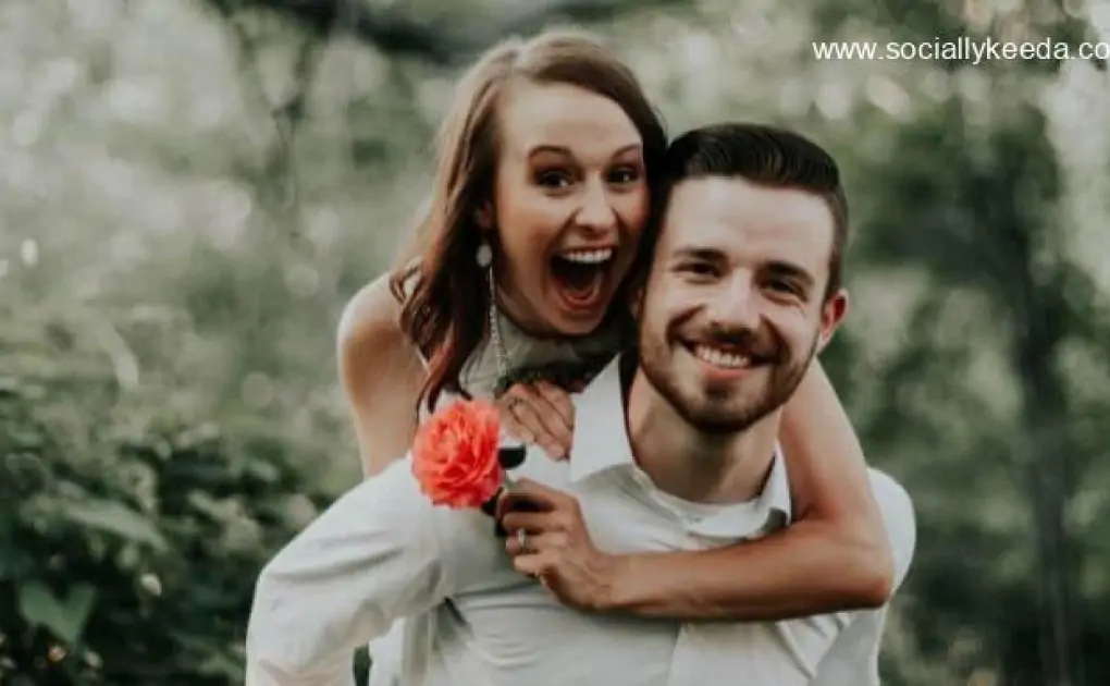 Top 10 Best Love Romantic Poetries: 2023 Best Love Poetries