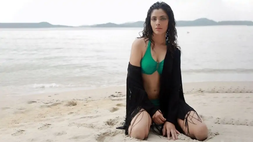 Saiyami Kher Misses the Beach Life, Actress Shares Her Stunning Bikini Pic