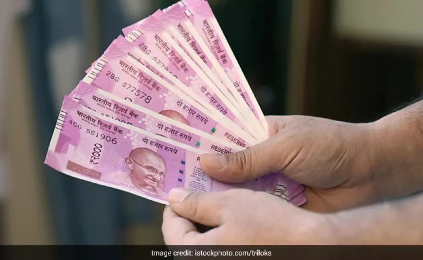 Rs 2,000 Currency Notes See Drastic Fall In Circulation Since Last 3 Years