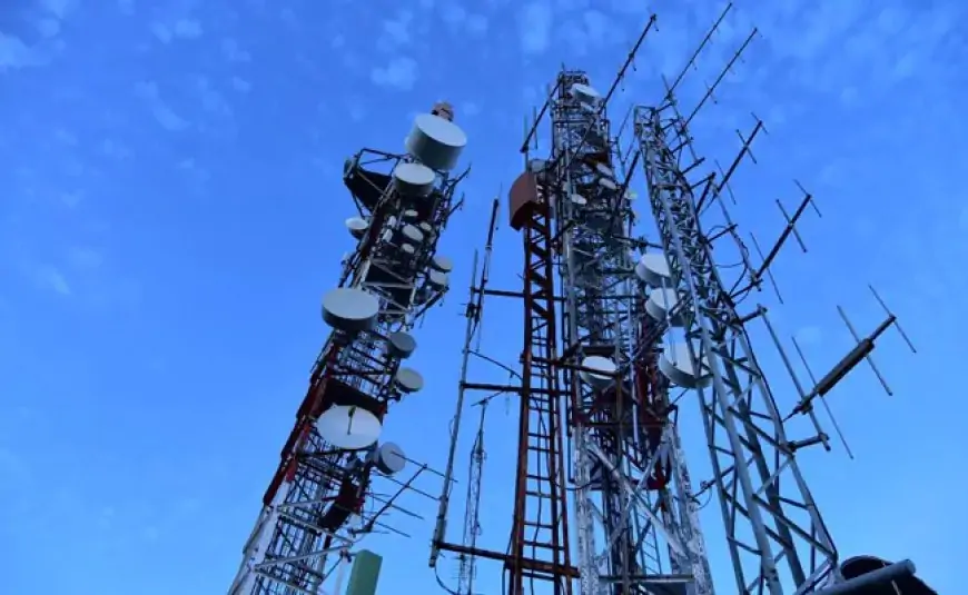 Telecom Operators Seek Refund Of Rs 35,000 Crore Input Tax Credit, GST Waiver On License Fee