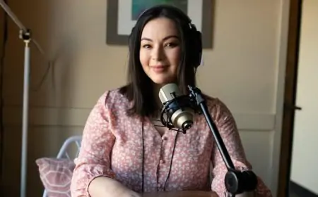 Working Mom Creates Parenting Podcast During Pandemic To Give New Moms a Voice