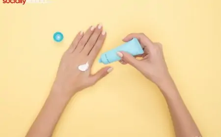 5 Beauty Products to Add to Your Holiday Wishlist