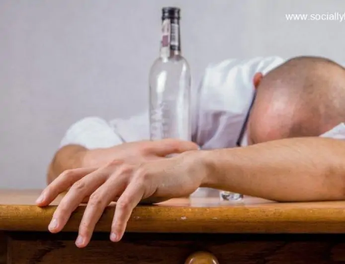 How To Cure Hangover at Home? 5 Effective Tips and Tricks To Get Rid of Hangover After Weekend Blast!