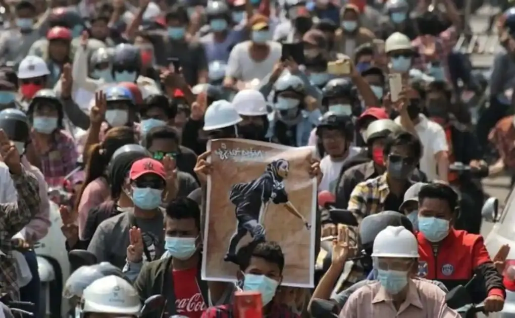 ‘Scores from Myanmar trying to flee to India’