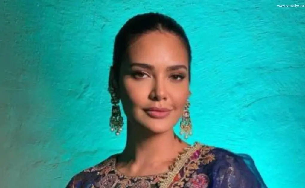 Esha Gupta Tests Positive for Covid-19, Says 'Will Come Back Stronger and Better'