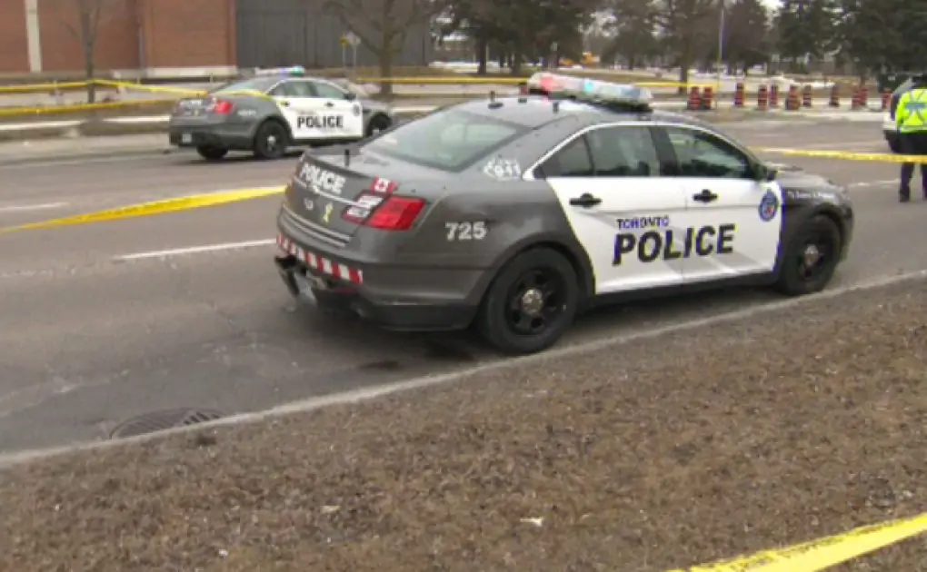 Officer taken to hospital after cruiser ‘intentionally hit’ in Toronto, police say - Toronto