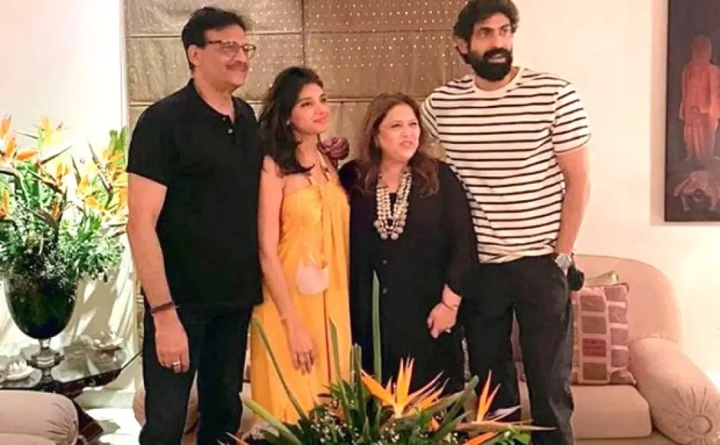 Rana Daggubati poses with his in-laws as he and Miheeka Bajaj spend time with household; see pic : Bollywood News Moviesflix - TheMoviesFlix.com |Moviesflix
