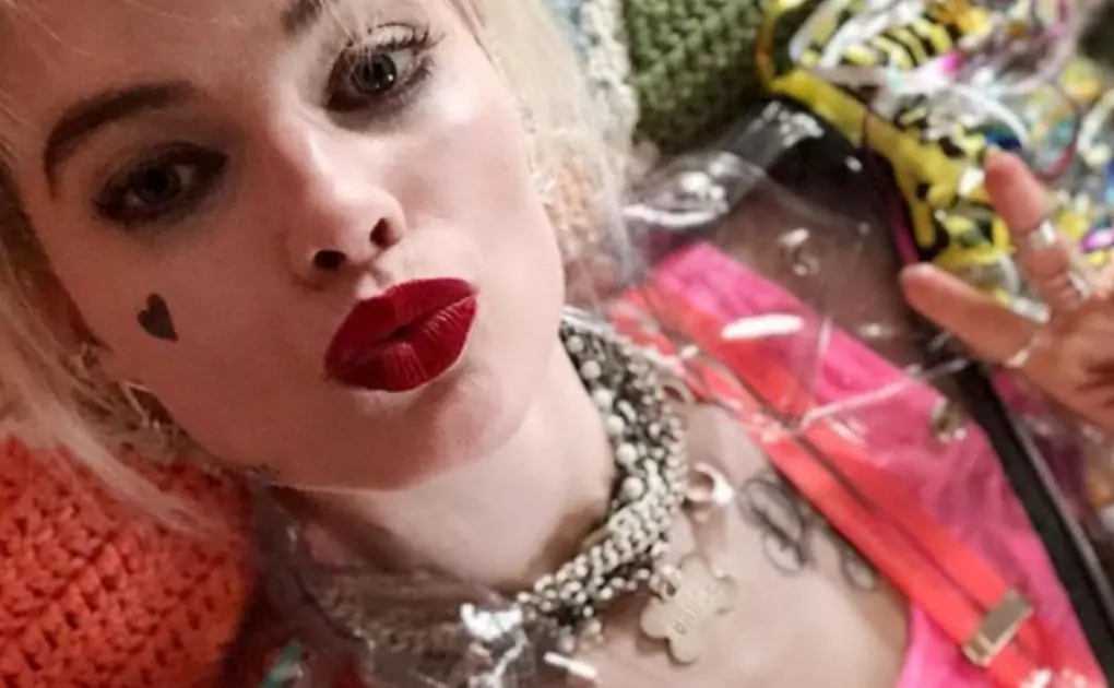 Margot Robbie Hot and S*xy Photos: Top Bikini and N*ked pics of Harley Quinn