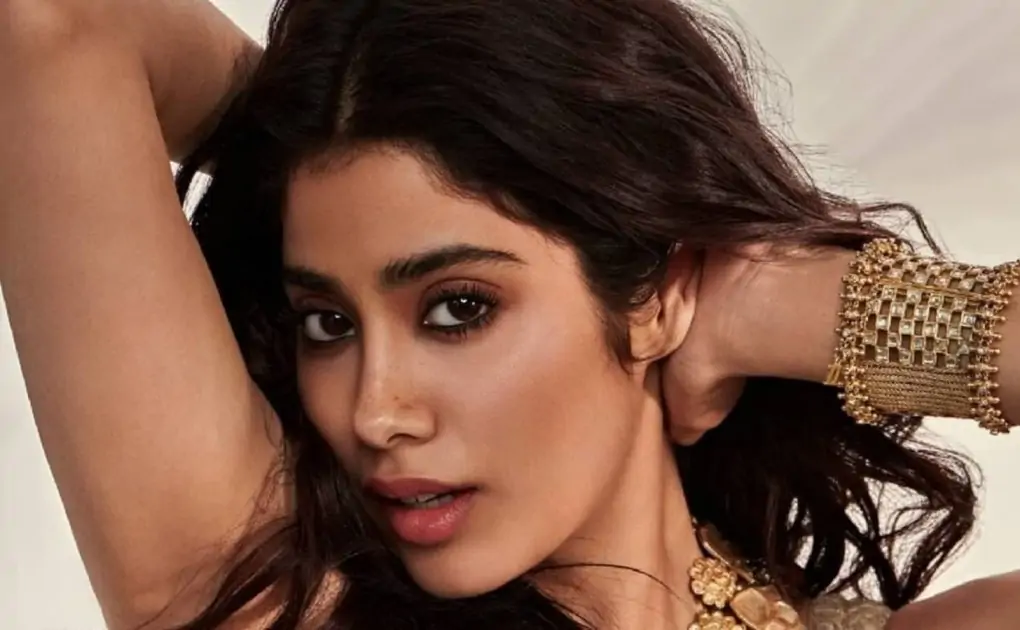 PHOTOS: Janhvi Kapoor stuns in beige and cream Tarun Tahiliani bridalwear