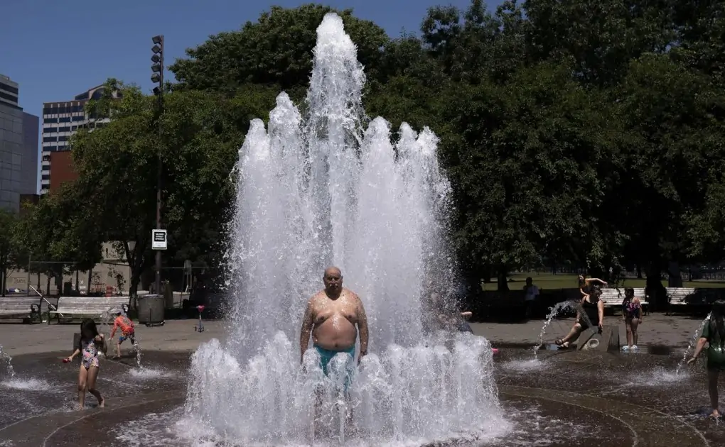 Photos: Canada and northwestern US bake under a record-smashing heat wave