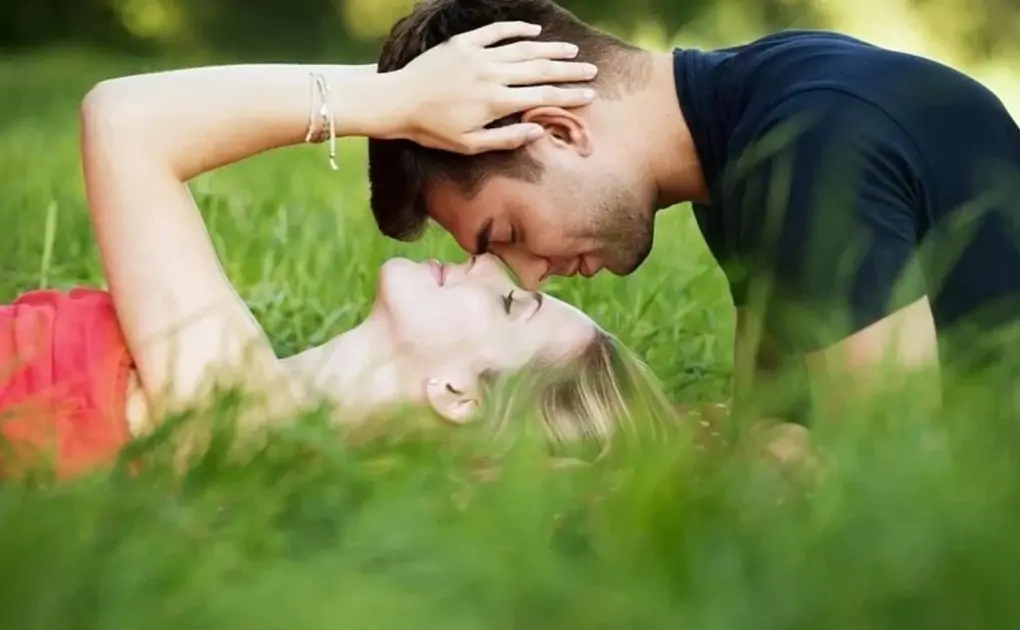 Valentine's Day 2023: Top 5 red flags and green flags in a relationship
