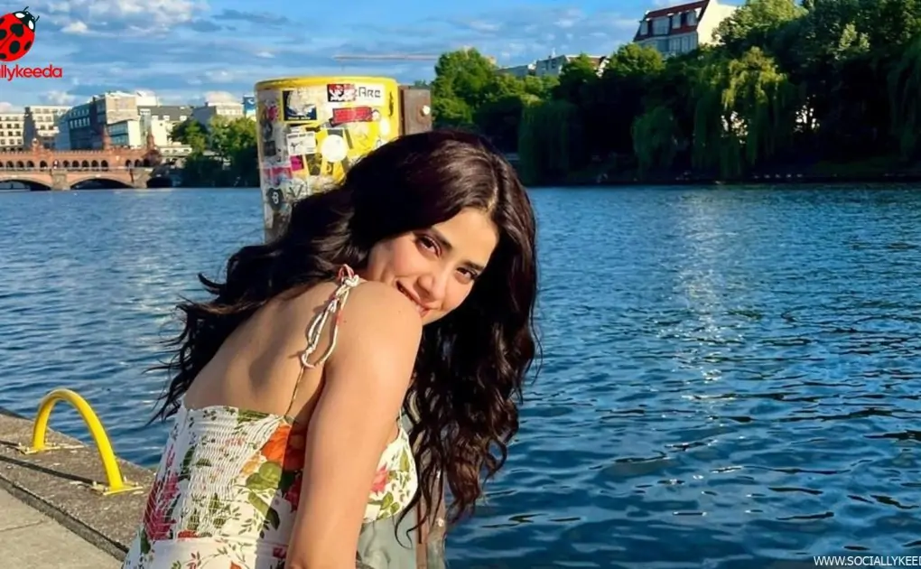 Janhvi Kapoor soaks up the sun in Berlin, shares stunning pics