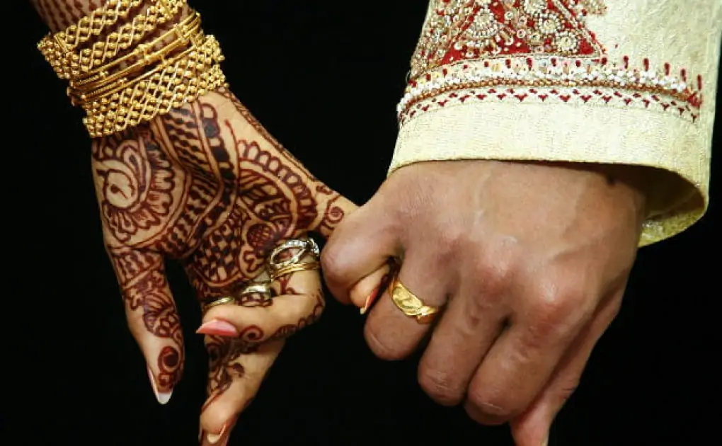 Why We Should Talk About Sex Before Marriage)