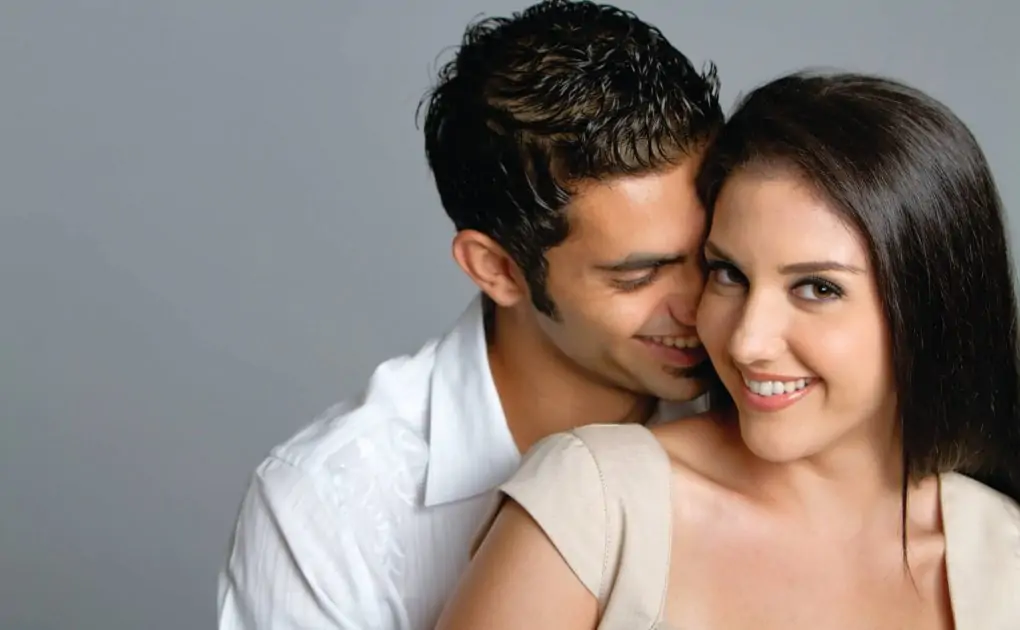 पति की इन 7 आदतों से जानें कितना प्यार करते हैं वो आपको(These 7 Habits Can Tell How Much Your Husband Loves You)