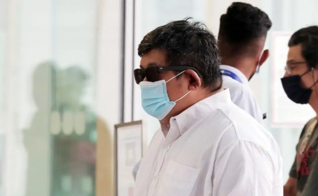 Broke man cheats s*x workers, promises Sugar Daddy contacts if they 'pass' his 'evaluation'