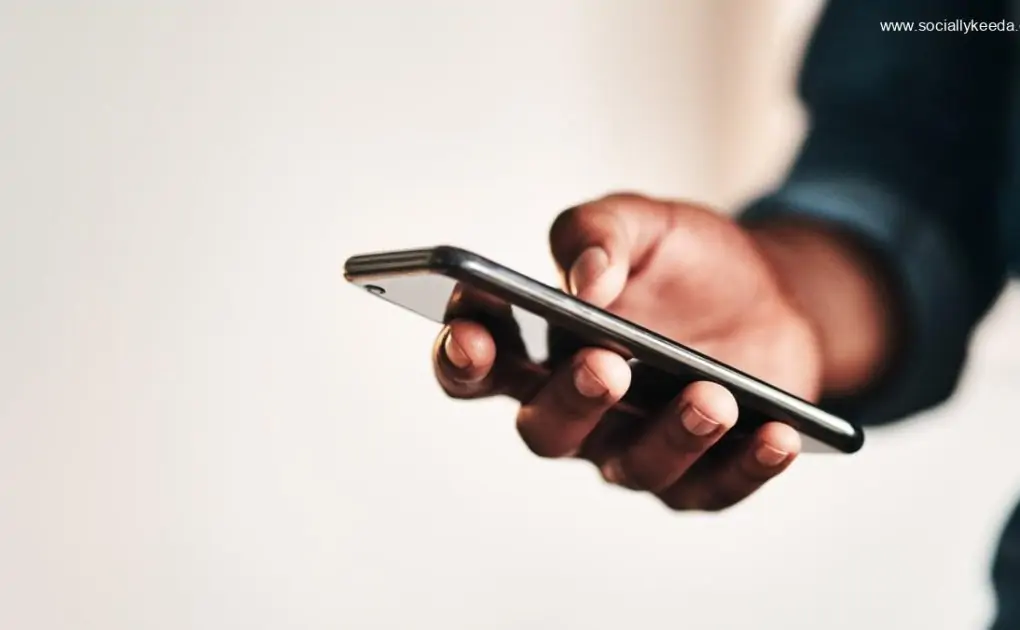 Man jailed for sending video of his girlfriend having sex with him to her cousin