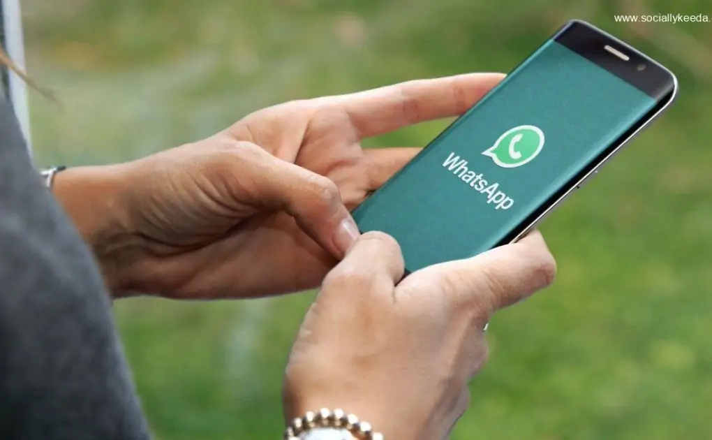 WhatsApp is making iOS notifications much more helpful