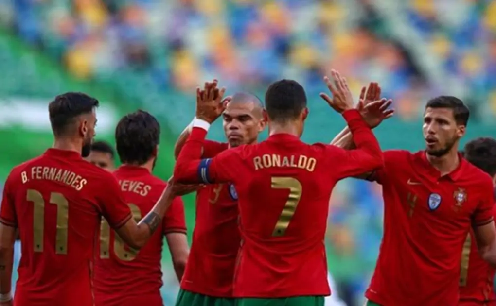 Cristiano Ronaldo & Bruno Fernandes Reacts After Portugal's 4-0 Win Against Israel During International Friendly (See Posts)