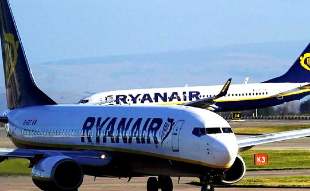 Airlines, holiday companies ramp up pressure on Britain to ease travel rules