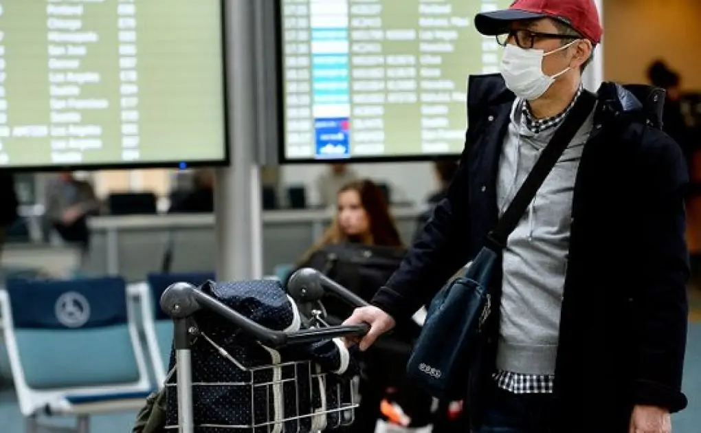 Travel restrictions to be relaxed for vaccinated Canadians