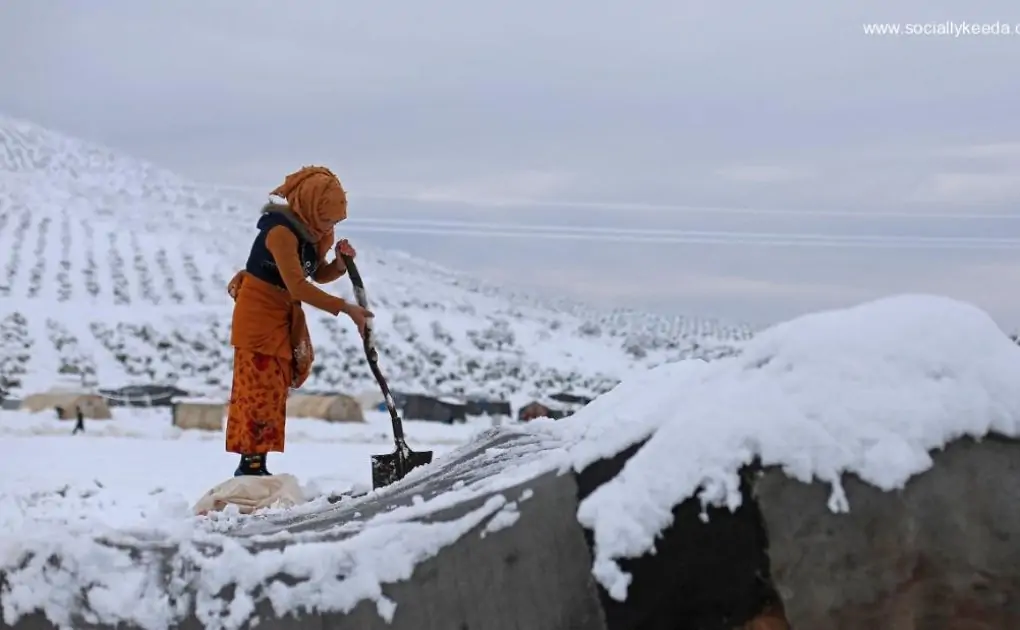 Winter storms in Middle East: Three children killed, with hundreds of thousands at risk as temperatures plummet in Syria, Lebanon and Jordan