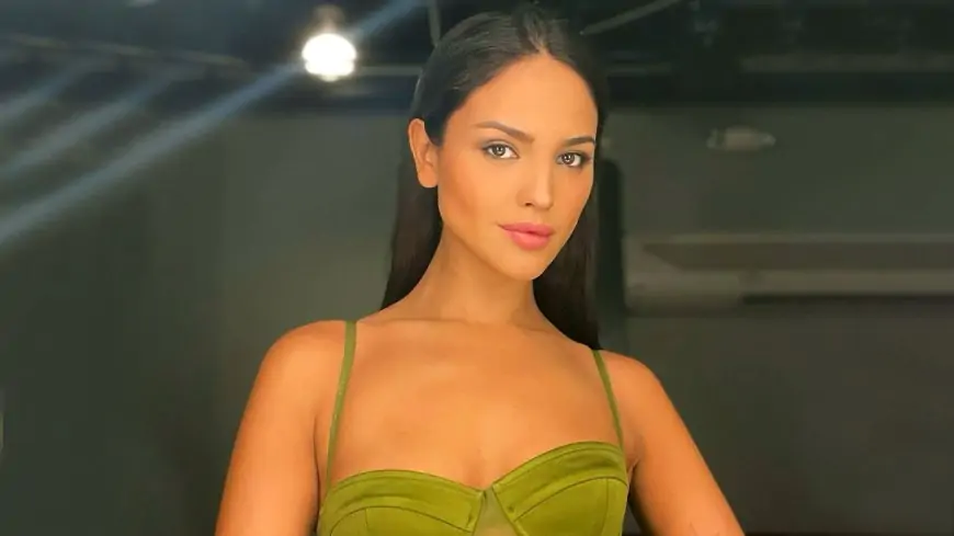 Eiza Gonzalez on Makeup: Less Is More for Me