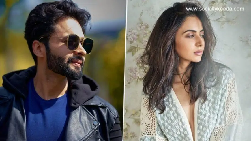 Rakul Preet Singh Posts Pic Wearing A Open Front Crocheted Kimono, Boyfriend Jackky Bhagnani Reacts