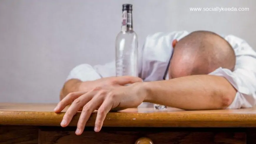 How To Cure Hangover at Home? 5 Effective Tips and Tricks To Get Rid of Hangover After Weekend Blast!
