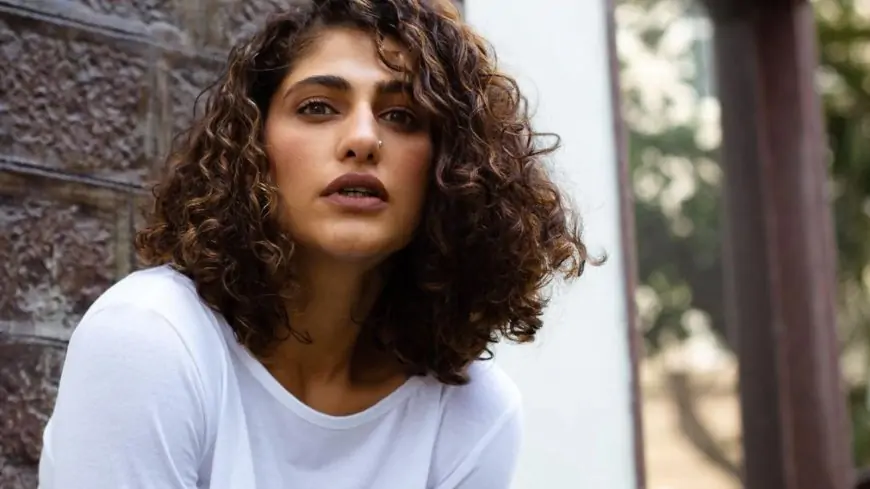 Kubbra Sait Tests Positive For Covid-19, Asks Fans To 'Consume Loads of Fluids, Watch Little TV'