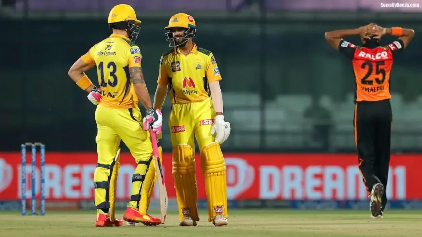 IPL 2021, CSK vs SRH: Action in images