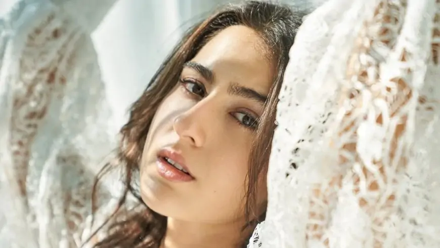 Sara Ali Khan’s photoshoot in white lacy outfit makes aunt Saba Ali Khan call her ‘hottie’