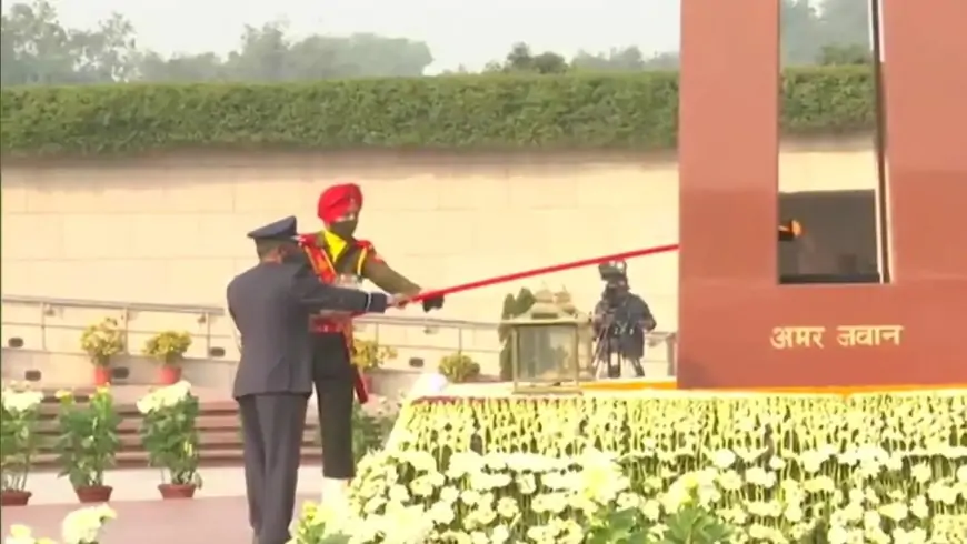 Flame at Amar Jawan Jyoti merged with National War Memorial