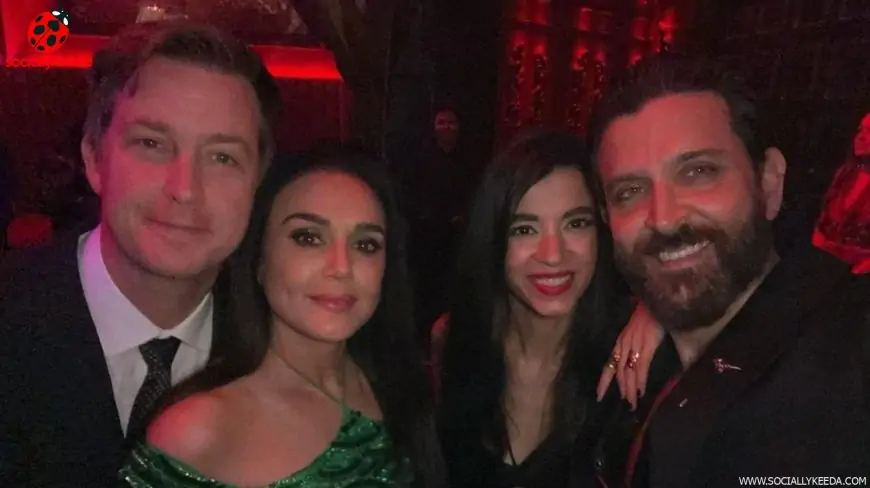 Preity Zinta poses with ‘favourites’ Hrithik Roshan, Saba Azad, Sussanne Khan and more at Karan Johar's birthday bash