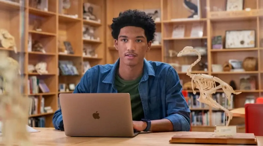 Things to keep in mind when buying an Apple Mac for school and college