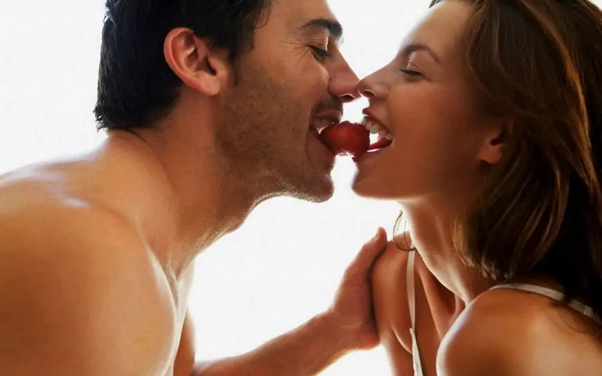 सेक्स लाइफ को रोमांचक बनाएं इन २५ सेक्स बूस्टर रेसिपीज़ से (25 Sex Booster Recipes To Spice Up Your Sex Life)