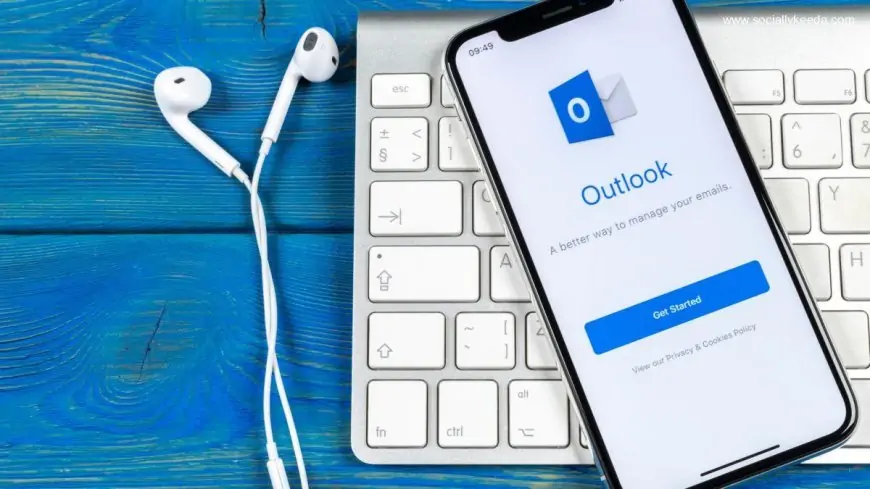 You won't be able to escape Microsoft Teams inside Outlook soon