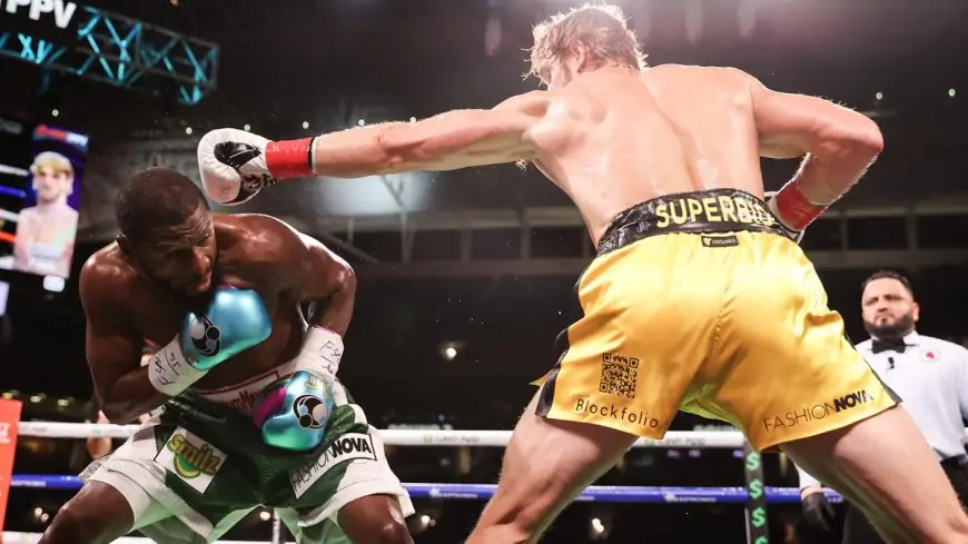 Floyd Mayweather vs Logan Paul Fight: Netizens Disappointed After Exhibition Bout Ends Without a Knockout