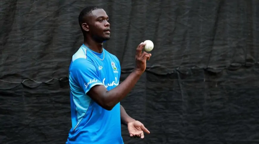 WI vs SA: Young Pacer Jayden Seales Receives His Test Cap From the Legendary Curtly Ambrose, Watch Video