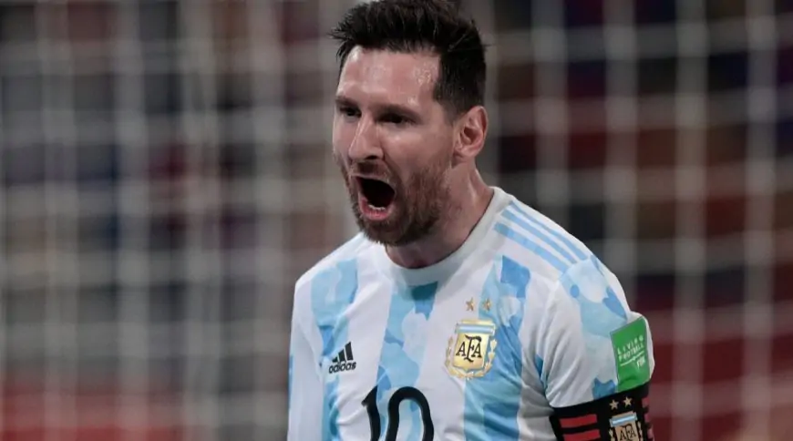 Lionel Messi Closes In On Diego Maradona's Free-Kick Record With Goal Against Chile in Copa America 2021