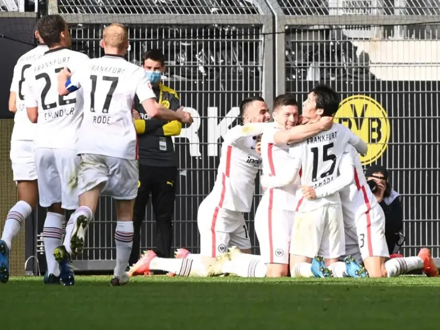 Bundesliga: Borussia Dortmund Face "Catastrophe" After Shock Eintracht Frankfurt Defeat