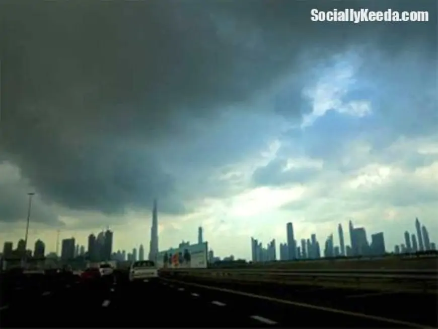 UAE: Partly cloudy weather across Dubai, Abu Dhabi and Sharjah, chances of rain in Fujairah, Ras Al Khaimah and Al Ain, lowest temperature recorded at 20°C in Jabal Jais