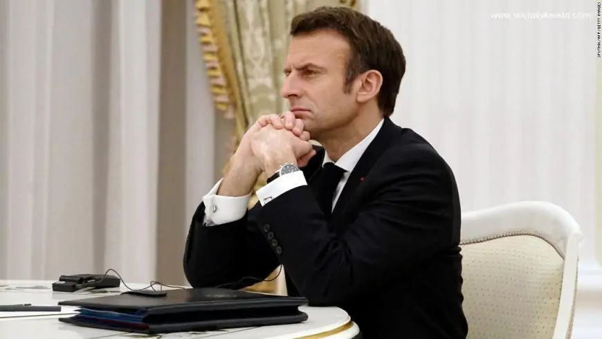 Macron meets with Putin, leading Europe's diplomatic efforts to diffuse Ukraine crisis