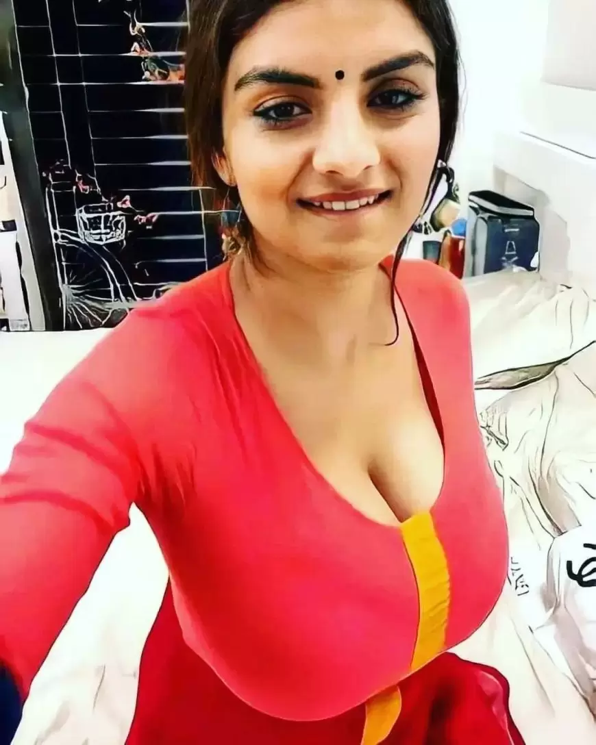 [NEW] Anveshi Jain Hot and Sexy Pictures 2024: Bikini and Hot Saree Photos of ‘Gandii Baat’ Actress